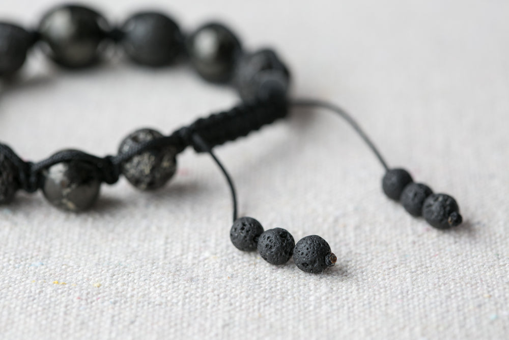 [Premium Quality Unique Bracelets & T-Shirts Online]-Native Moon